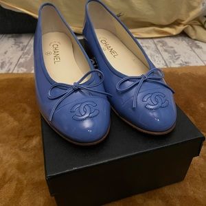 Chanel blue patent leather ballet flats